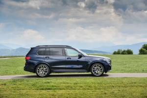 BMW X7 M50i 2019 года  (WW)